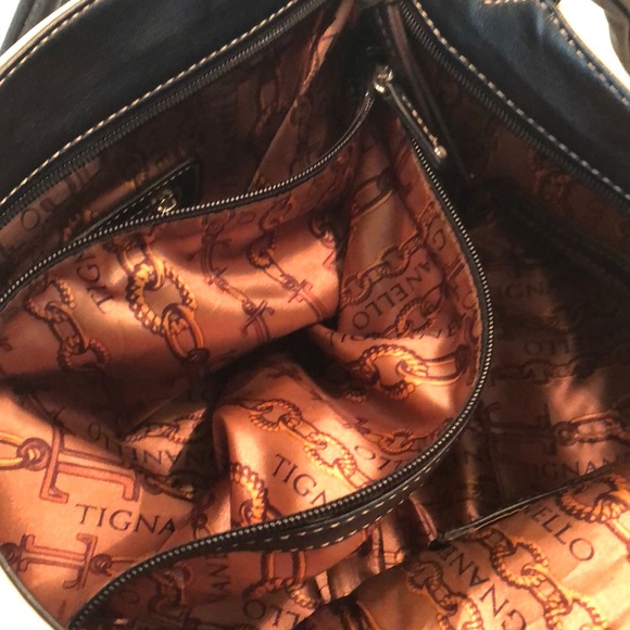 Classic Black & White Tignanello Shoulder Bag - Picture 2 of 6